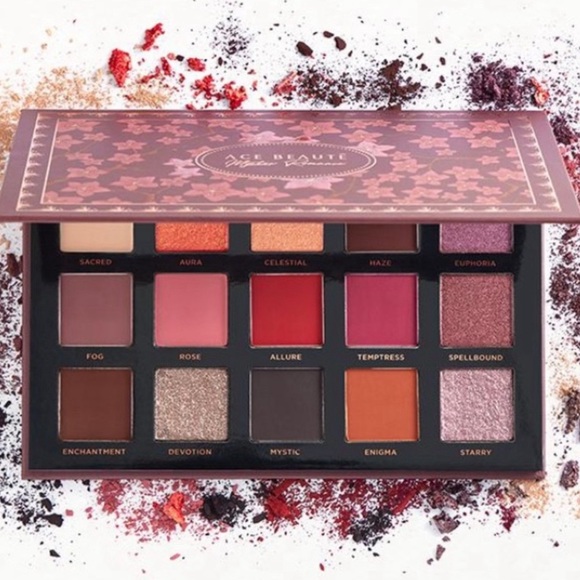 ACE BEAUTÉ Mystic Romance Eyeshadow Palette - Picture 1 of 2